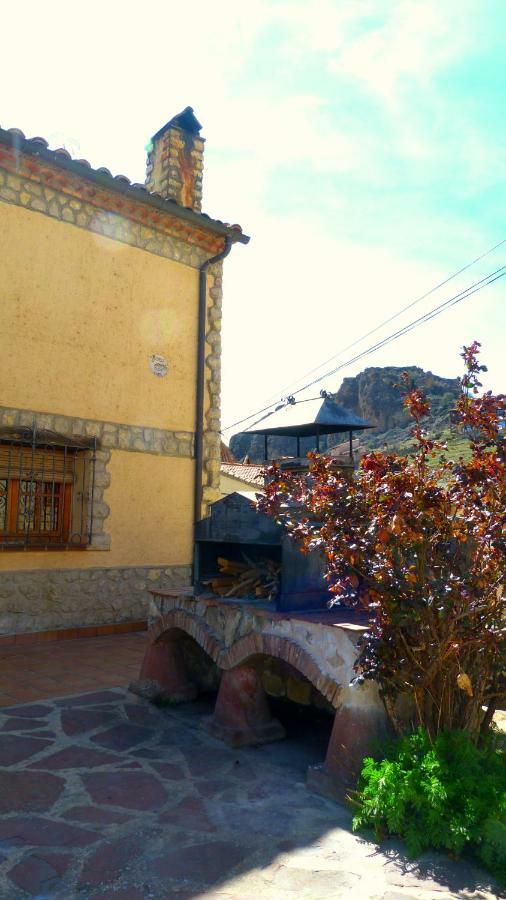 Holiday home Mil Y Noches Tramacastilla